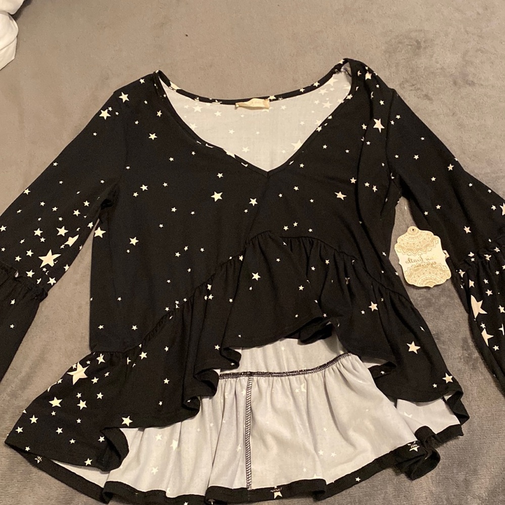 womens NEW WITH TAGS black star shirt flowy